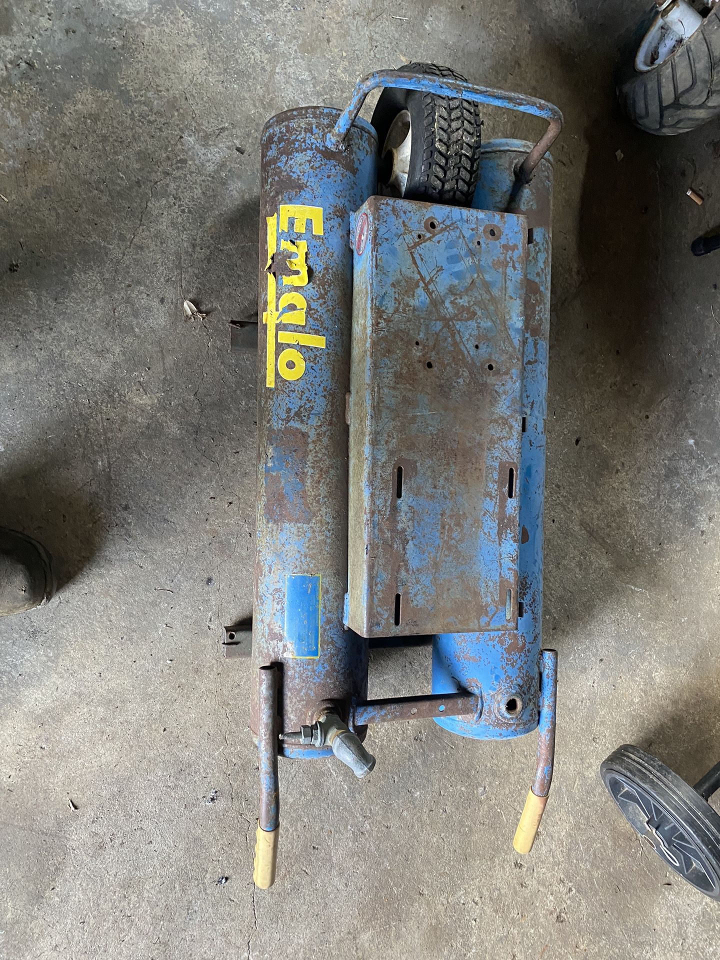 Emalo Air Compressor