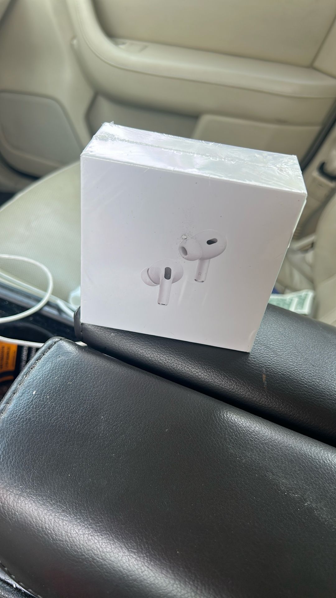 AIRPODS BRAND NEW IN BOX
