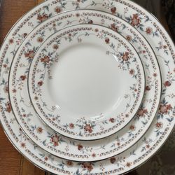 Noritake Bone China Set For Sale