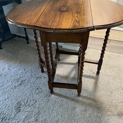 Antique Gateleg table