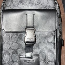 Coach Track Pack In Signature Canvas