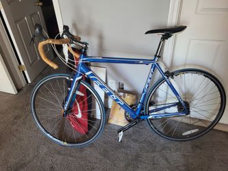 Felt 85 road bike 56cm frame