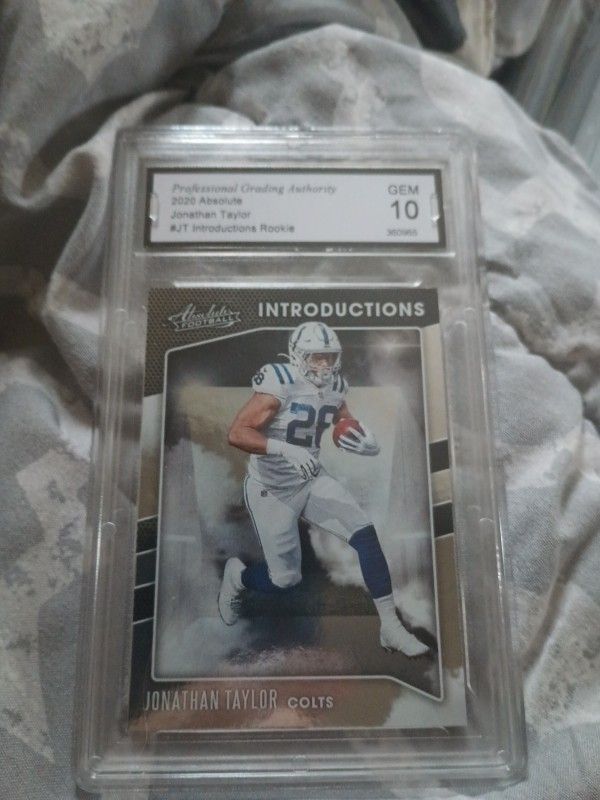 PGA 10 Gem Mint Panini Absolute Jonathan Taylor Rookie Card 