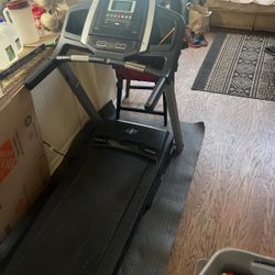 Treadmill 