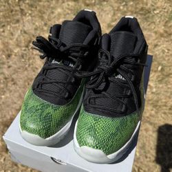 Jordan 11 Low Green Snakeskin Sz9.5 2014