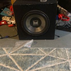 Has Speak Wire 12 Inch Subwoofer 