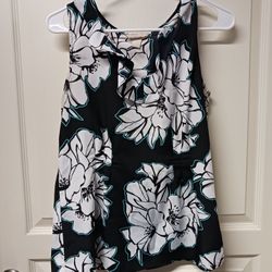 Floral Sleeveless Blouse