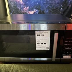 Hamilton Beach - Large Capacity Microwave