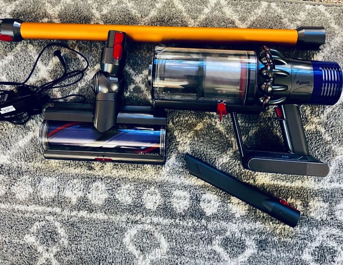 Dyson V10 Cordless Vacuum