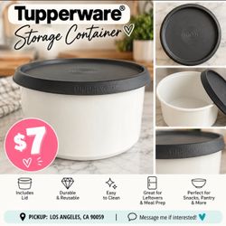 TUPPERWARE ROUND STORAGE CONTAINER 🤍🖤 💰 $7 Tupperware round storage container with black lid. Great for leftovers, meal prep, snacks, or pantry s