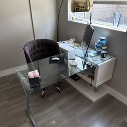 Glass Top L Desk 