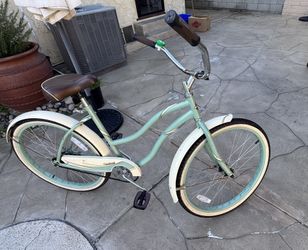 HUFFY Beach Cruiser Bike