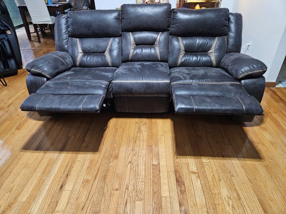 Recliner SOFA set for sale