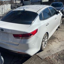 2017 Kia Óptima Parts Only 