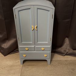 American Girl Doll Closet/Build-a-Bear