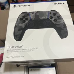 Brand New Ps5 Controllers Still In Box
