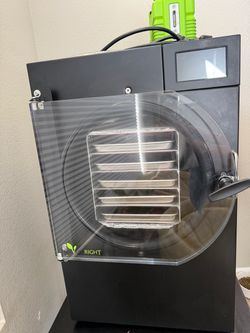 Harvest Right Medium Freeze Dryer