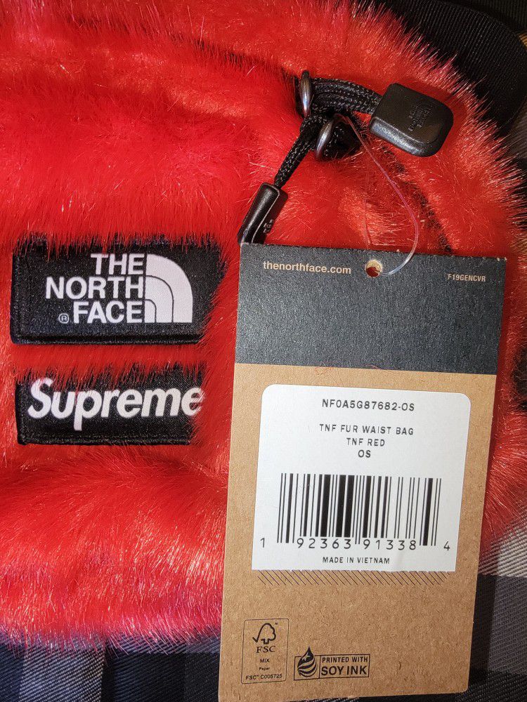 Supreme The North Face Faux Fur Waist Bag