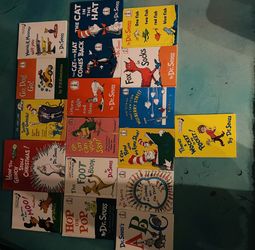 Tons Of Childrens Books Like New  Worth Over &400 Asking $175 For Whole Lot