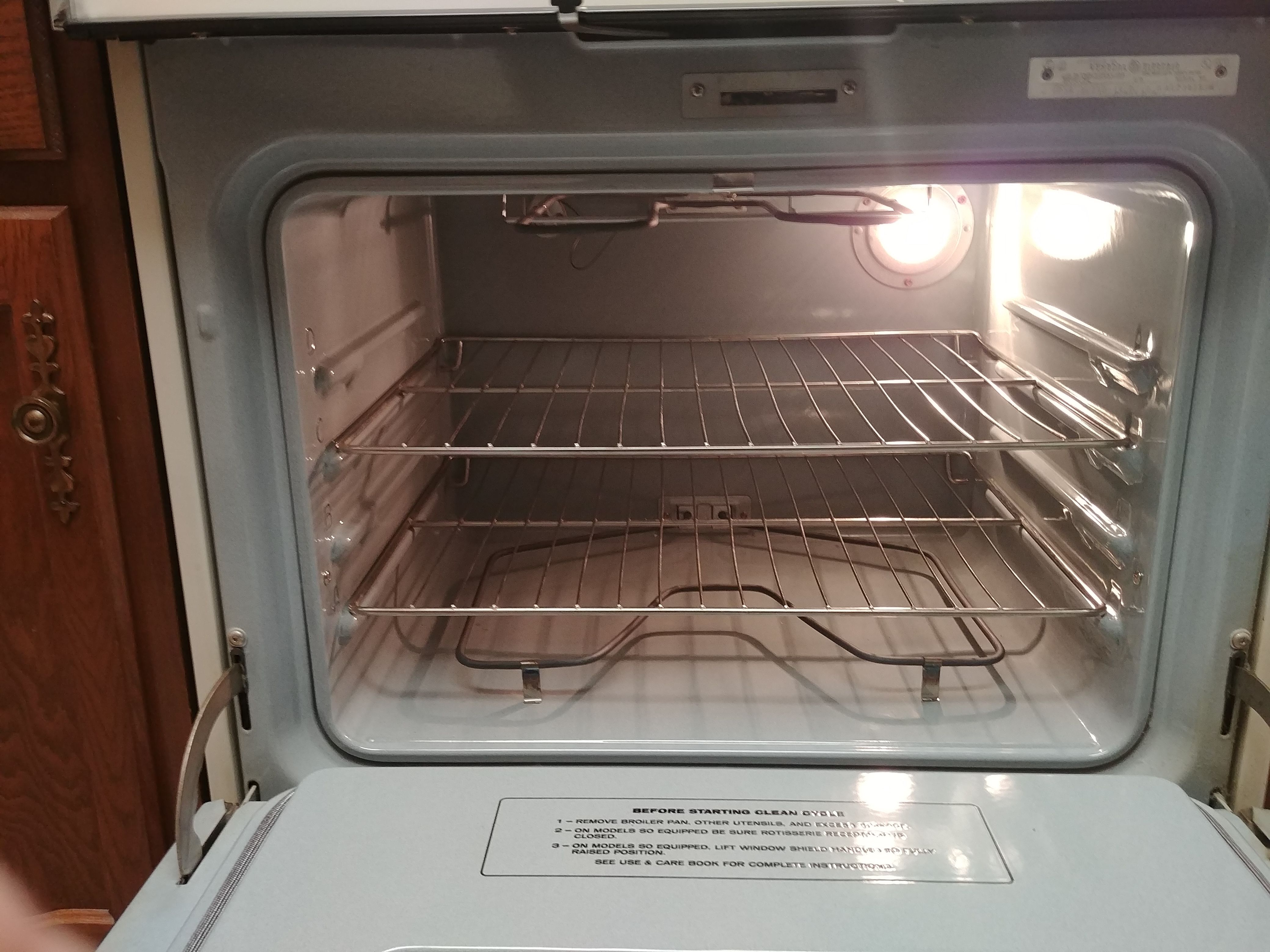 Vintage GE Americana Range with Dual Oven (J HP56 0V7AD) for Sale in