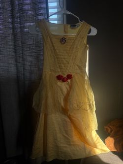 COSTUMES
