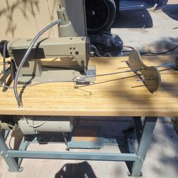 Consew Cn 2230 Sewing Machine 