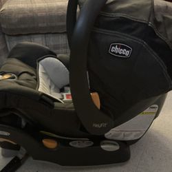 Chicco KeyFit Car seat and base