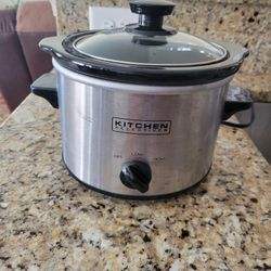 Small Crock Pot 