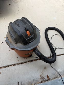 RIDGID Wet/Dry Shop Vacuum with Hose
