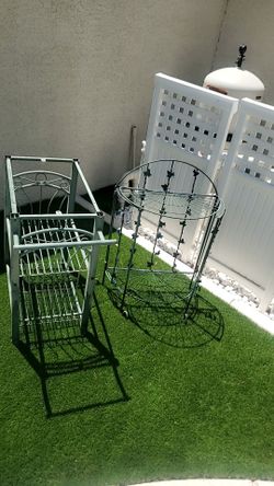 Yard Decor. ( a must see )  $17 for all