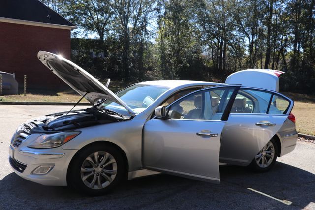2013 Hyundai Genesis