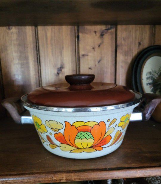 Vintage Boho Bohemian Mid-century Ceramic Floral Pot Dutch Oven