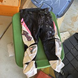 Little girls Fox dirt bike gear