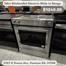 KitchenAid 30 In Slide In Electric Range 