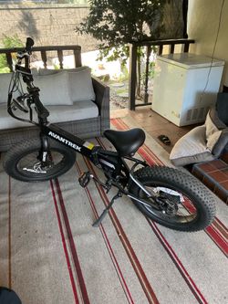 Avantrek Cybertrack 200