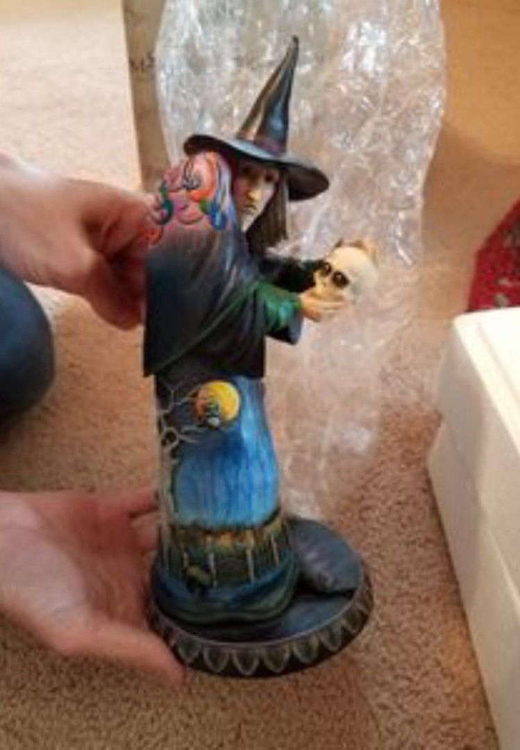 Jim shore - Heartland Creek - witch figurine