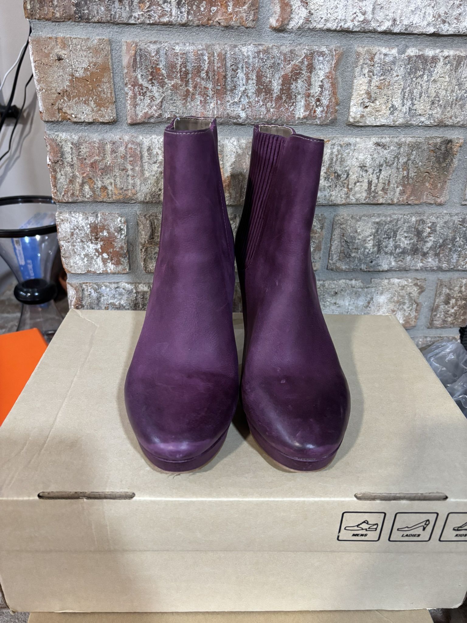Ecco Navoi 85mm Aubergine Starbuck