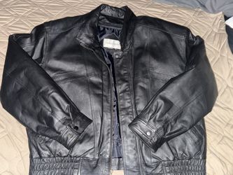 Men’s Leather Jacket