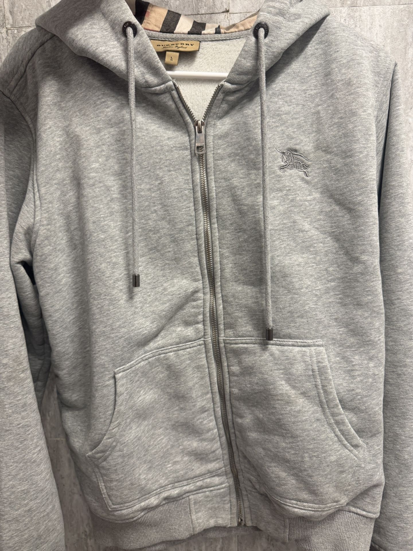 burberry sweater