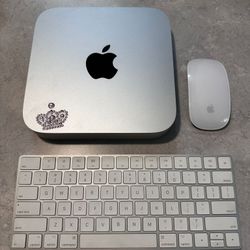 Mac mini (2023) with M2 Pro