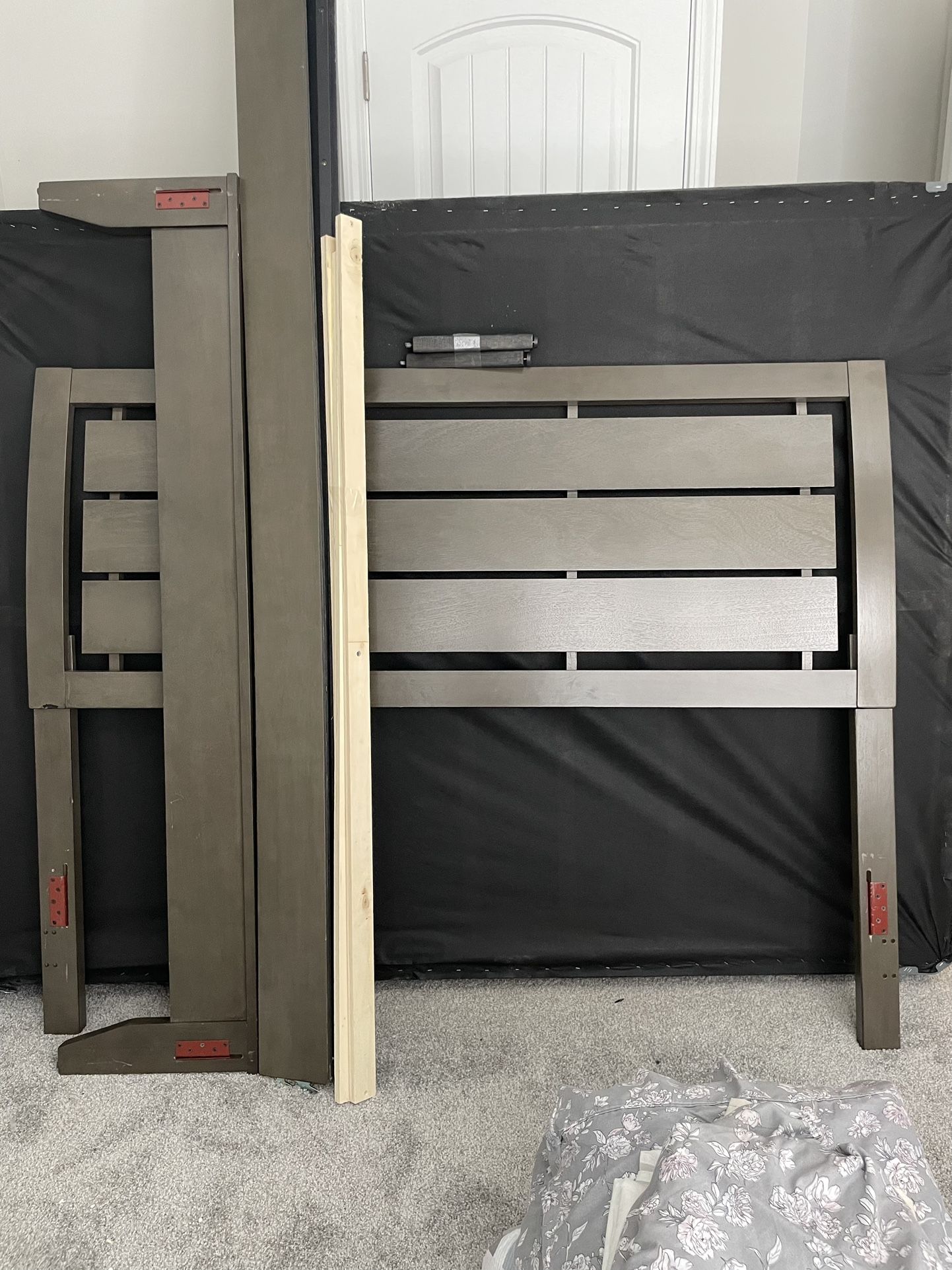 Queen Bed , Head Board And Foot Rails