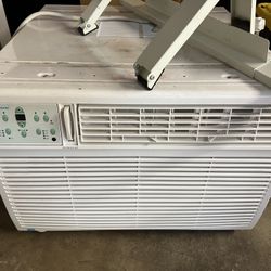 25,000 BTU Window Air Conditioner 