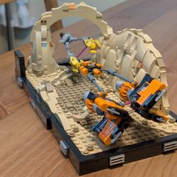 LEGO Star Wars Mos Espa Pod Racing Diorama Set 75380 - Complete