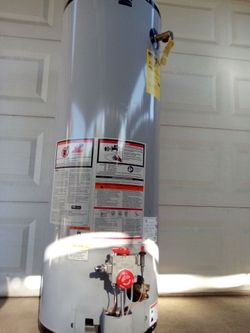 50 galones water heater located in Bakersfield