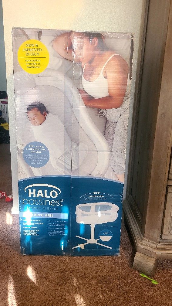 NEW HALO BASSINEST HIGH END QUALITY IN BOX