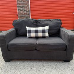 Ashley Furniture - Gray Lovesest! ***Free CurbSide Delivery***