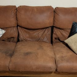 Couches And Coffee Table