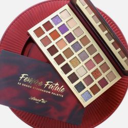 New Eyeshadow Palette Great Picmentation