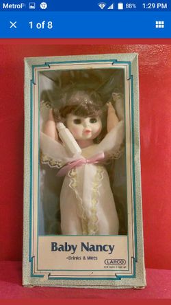 Charming Collectable in original box Baby Nancy Beautiful baby Nancy fully Joined