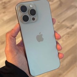 iPhone 15 Pro Max Unlocked 5G 